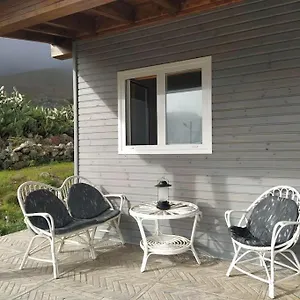  Chalet Casa De Madera El Jardín De Tara España