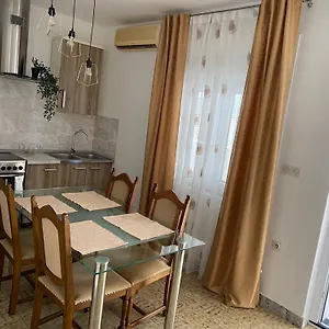 https://apartman-roguljic.splithotels.org